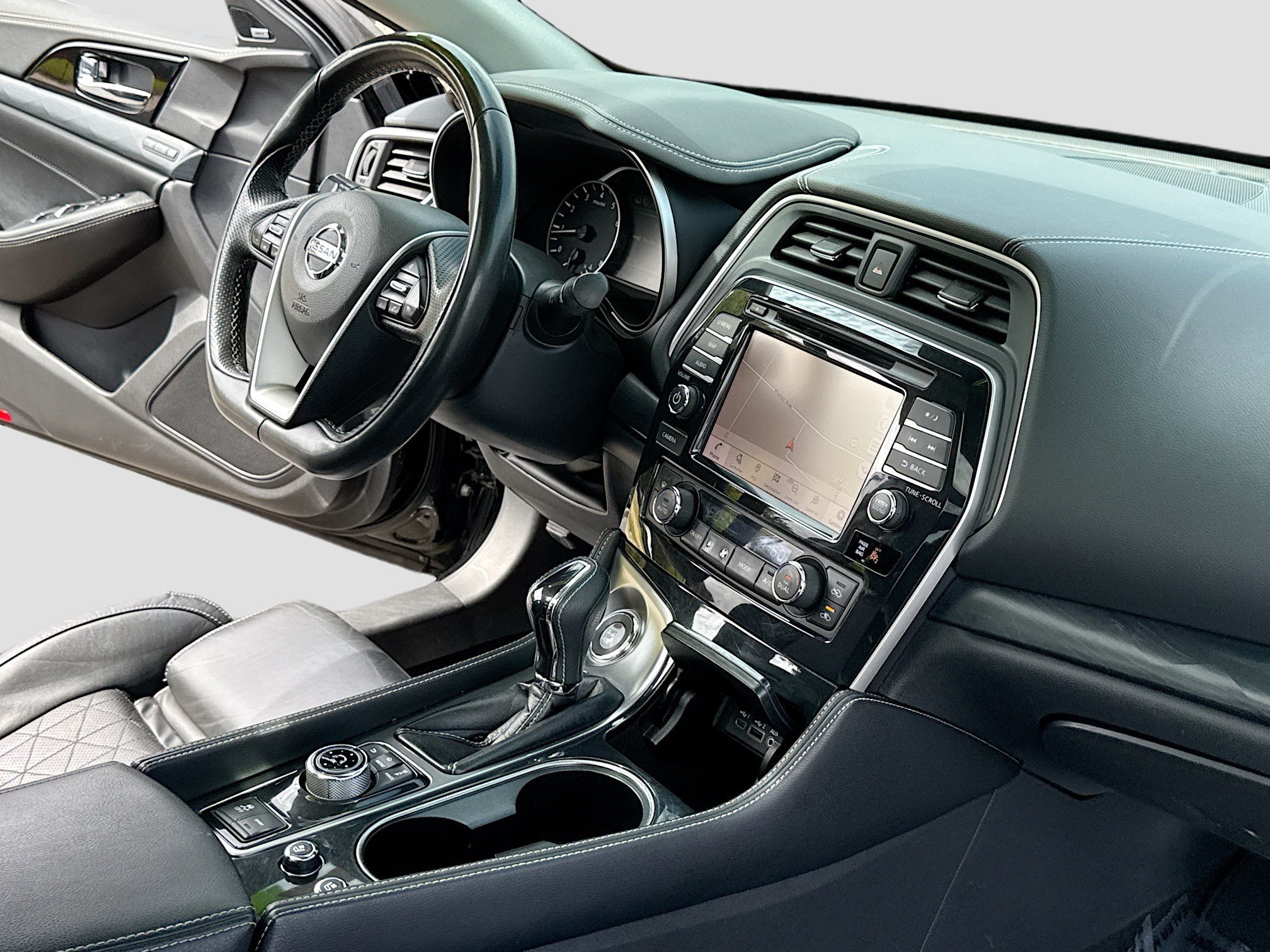 Used 2021 Nissan Maxima Platinum w/ Sport Mat Group FWD image 5