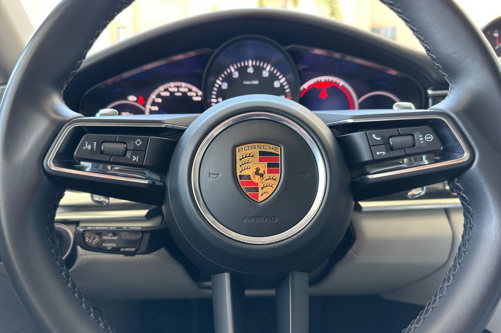 Certified 2021 Porsche Panamera image 24