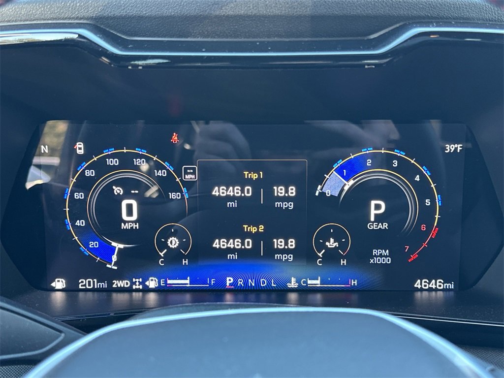 Used 2025 Chevrolet Colorado Z71 w/ Midnight Edition image 12