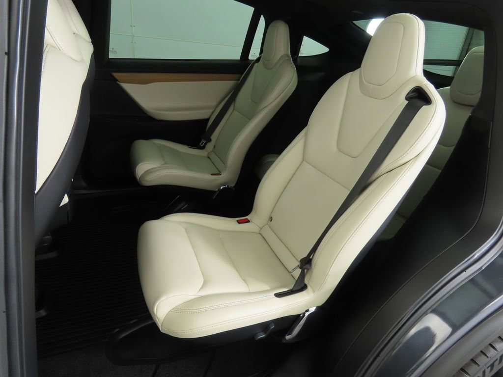 Used 2021 Tesla Model X Performance image 21
