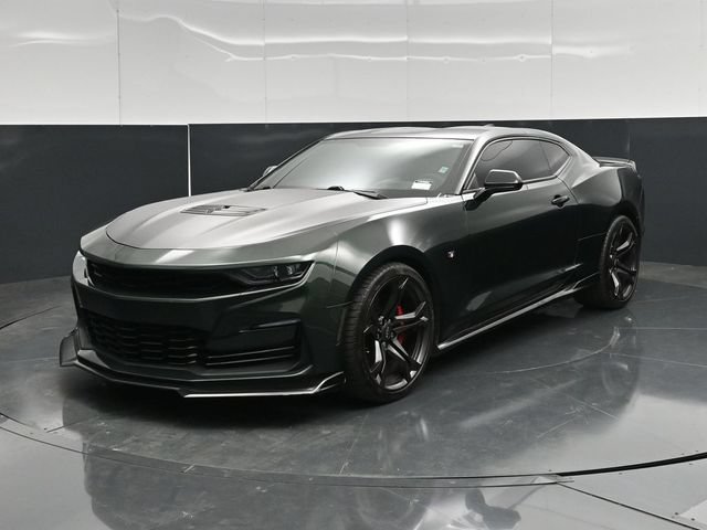 Used 2020 Chevrolet Camaro SS RWD image 7
