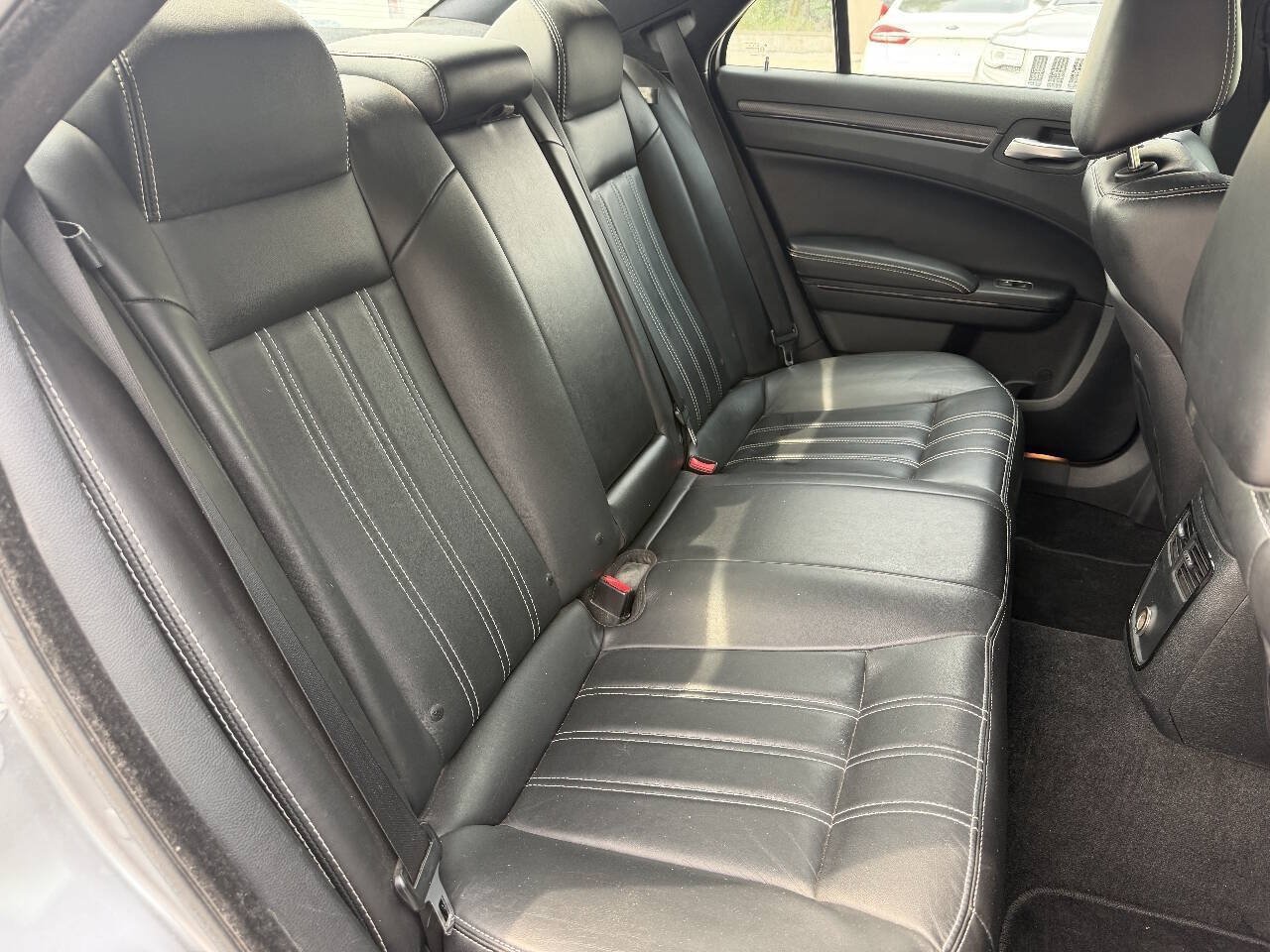 Used 2014 Chrysler 300 S AWD/4WD image 16