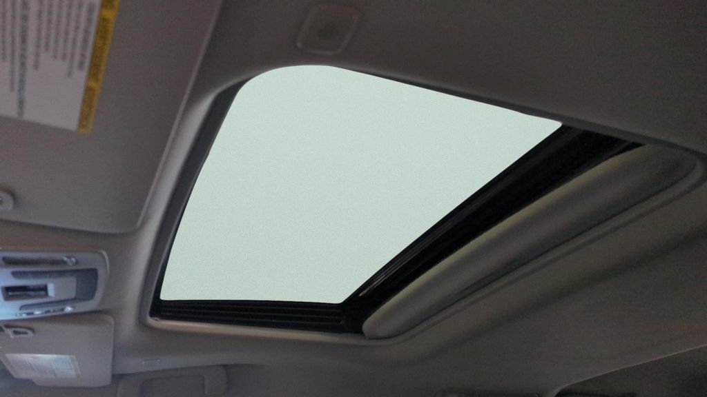 New 2026 Toyota Sienna XLE FWD image 17