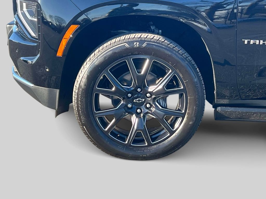 Used 2025 Chevrolet Tahoe High Country image 11