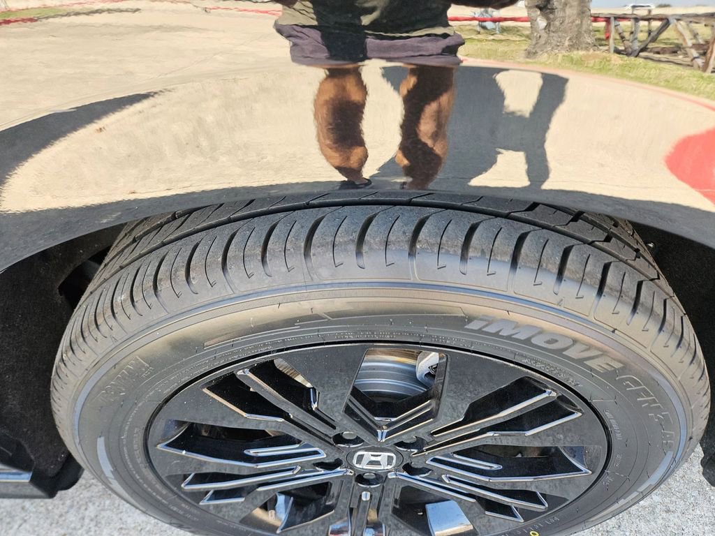 Used 2025 Honda Odyssey Sport-L image 25