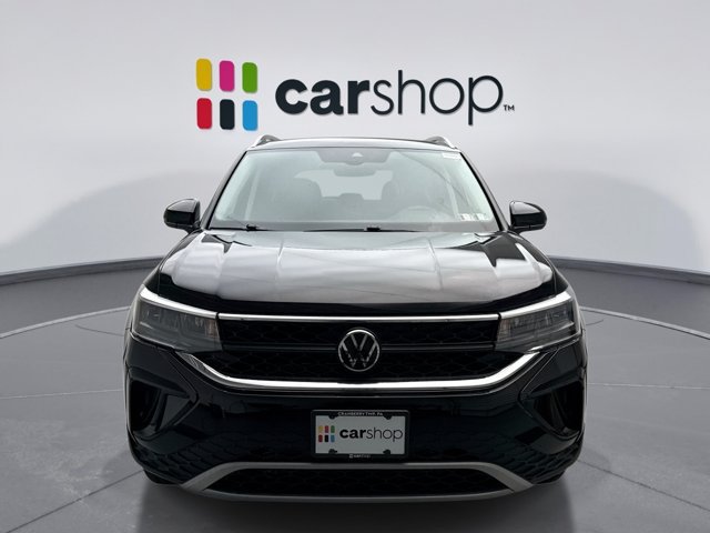 Used 2024 Volkswagen Taos SE AWD/4WD image 8