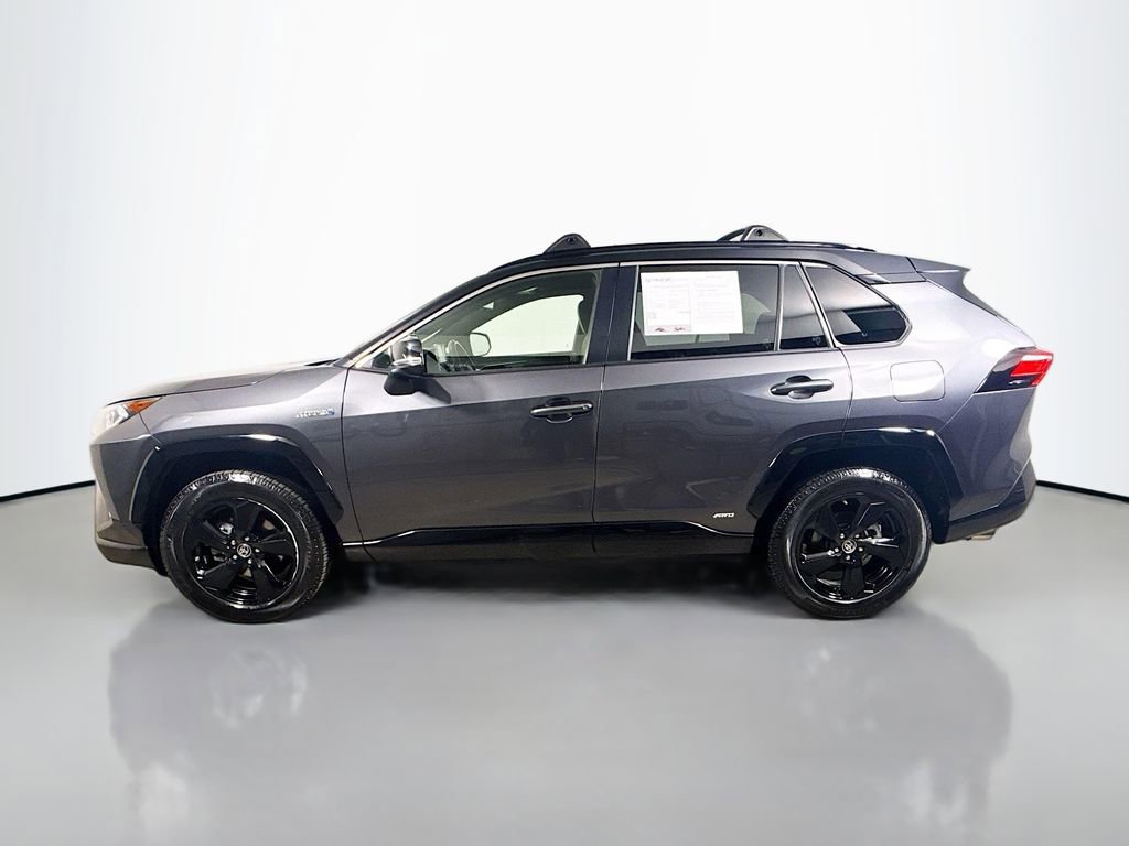 Used 2019 Toyota RAV4 XSE image 4