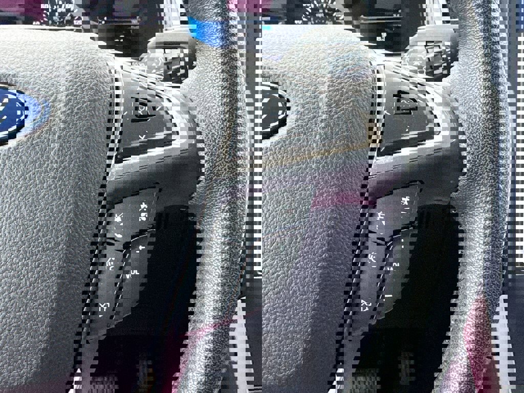 Used 2022 Ford Edge SEL w/ Sport Appearance Package image 22