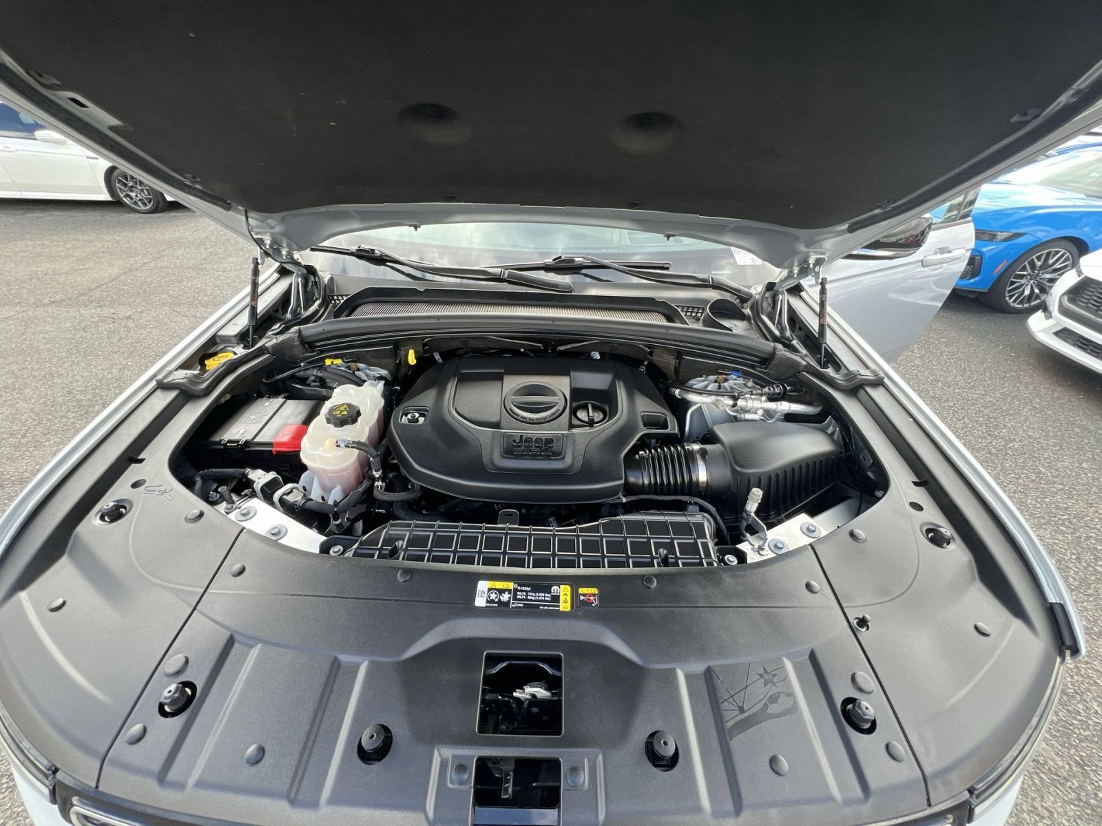 Used 2023 Jeep Grand Cherokee Overland w/ Adv Protech Group III image 28