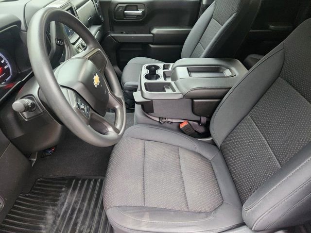 Used 2020 Chevrolet Silverado 1500 Custom w/ Custom Value Package image 4