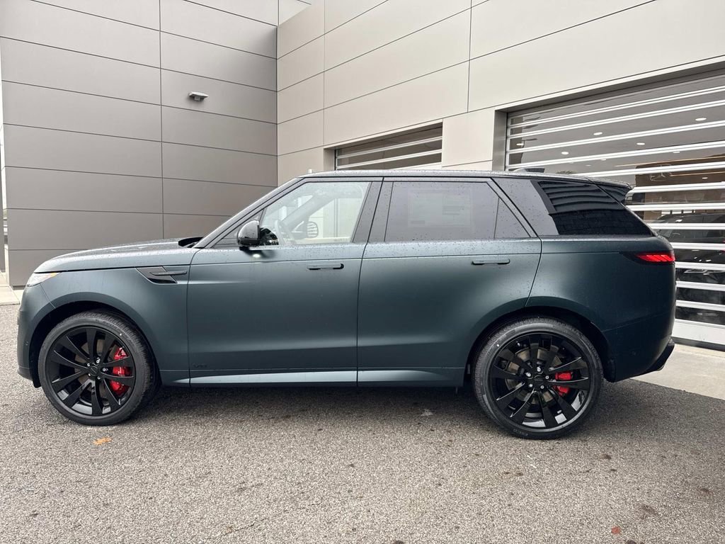New 2026 Land Rover Range Rover Sport Autobiography AWD/4WD image 4