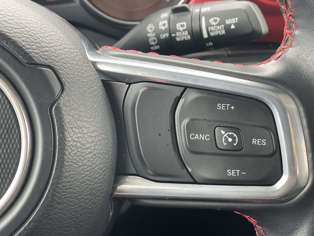 Certified 2022 Jeep Wrangler Unlimited Rubicon w/ Cold Weather Group image 31