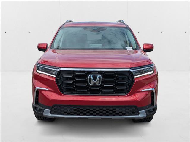 New 2025 Honda Pilot Touring image 6