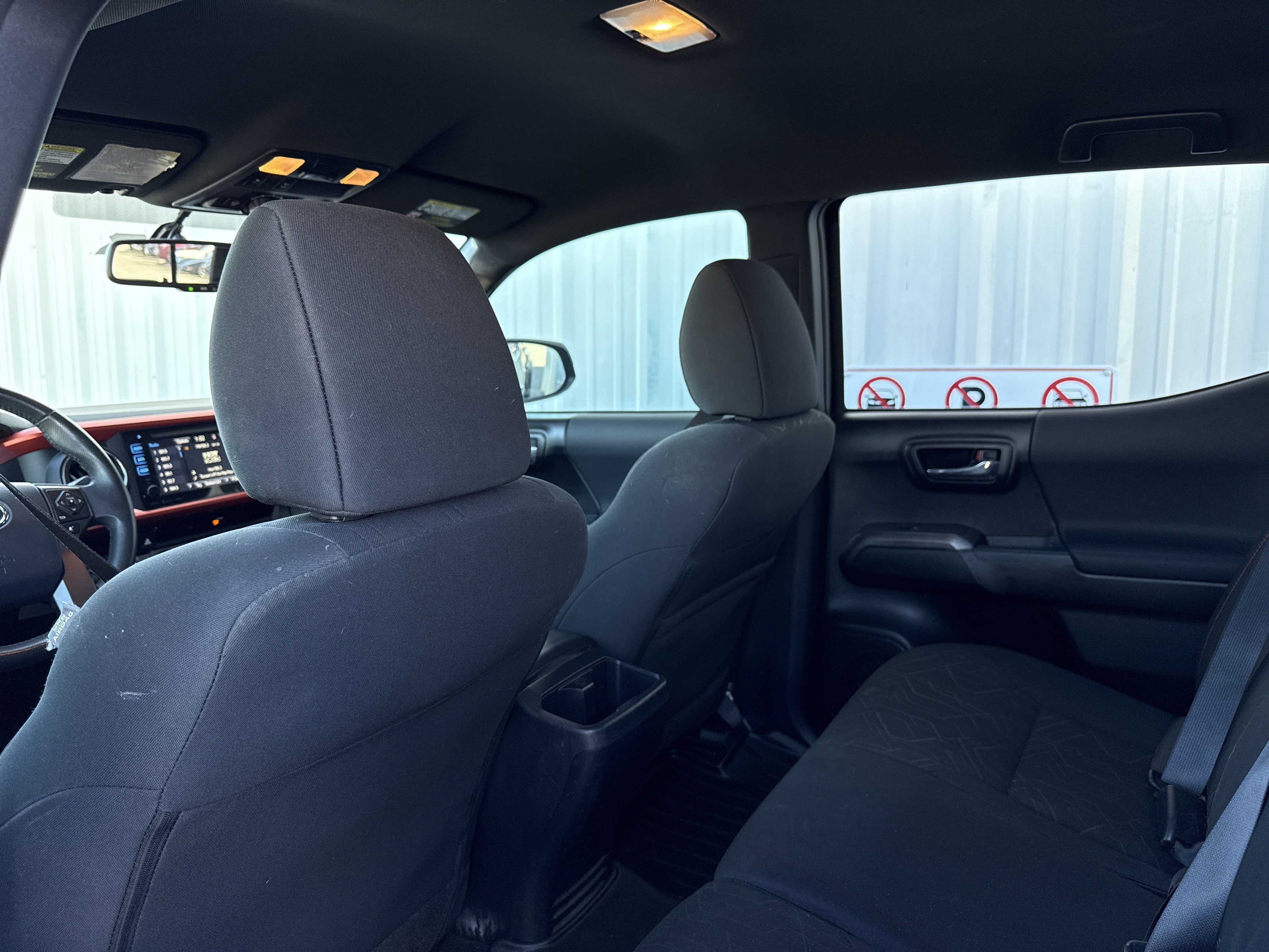 Used 2017 Toyota Tacoma TRD Off-Road w/ Tow Package (A/T) image 25