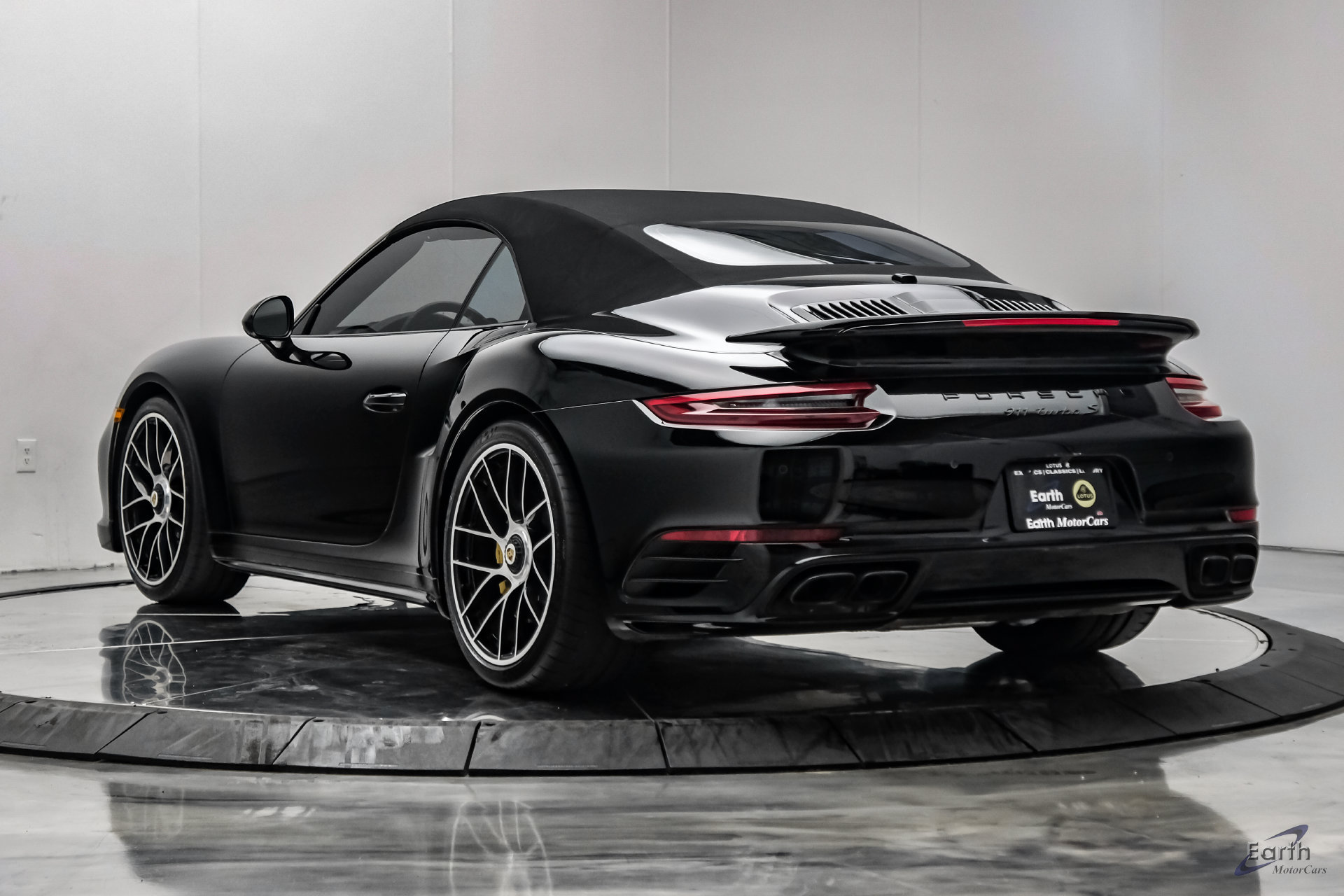 Used 2019 Porsche 911 Turbo S AWD/4WD image 13