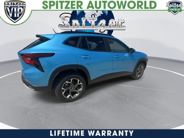 New 2026 Chevrolet Trax LT w/ LT Convenience Package FWD image 8