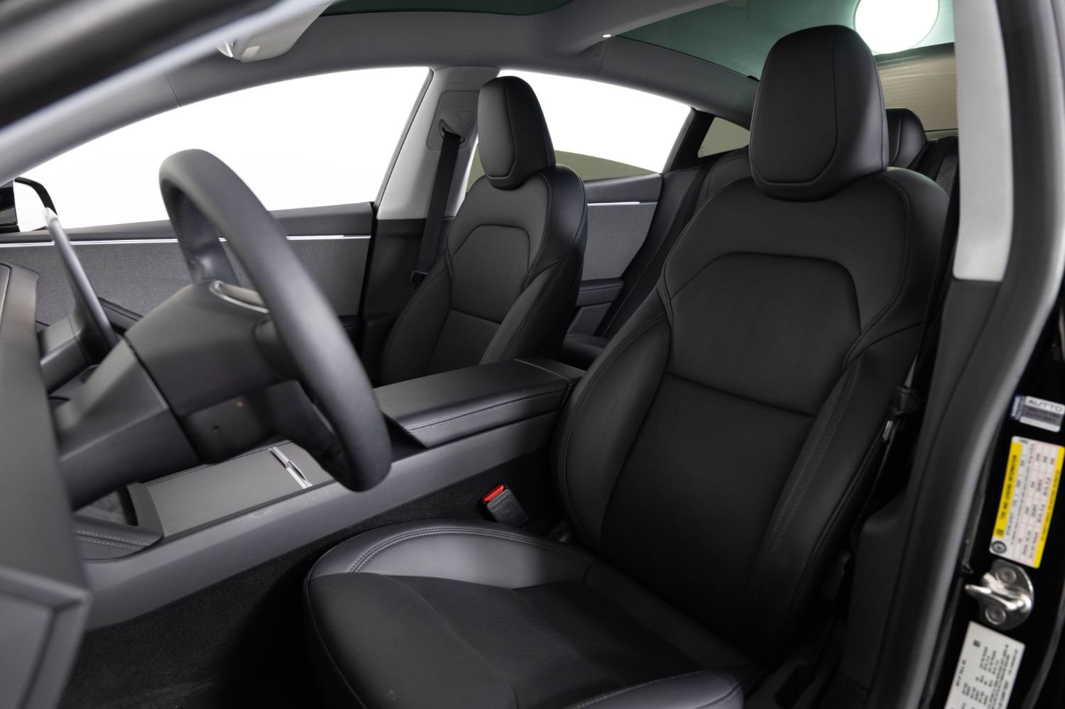 Used 2024 Tesla Model 3 Standard Range RWD image 15