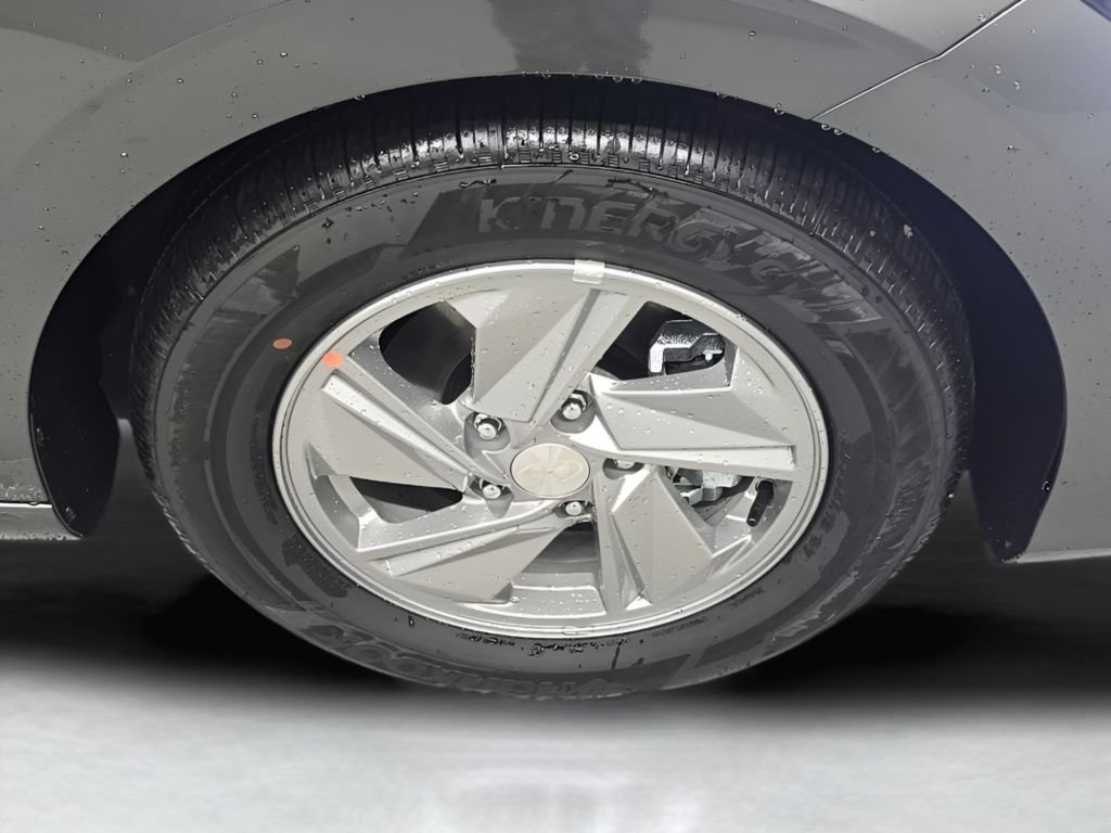 New 2026 Hyundai Elantra SE FWD image 41