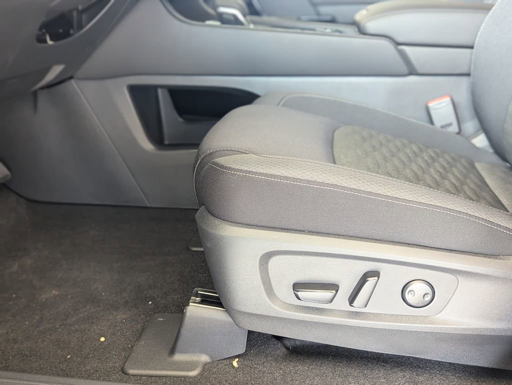 New 2026 Nissan Pathfinder SV image 20