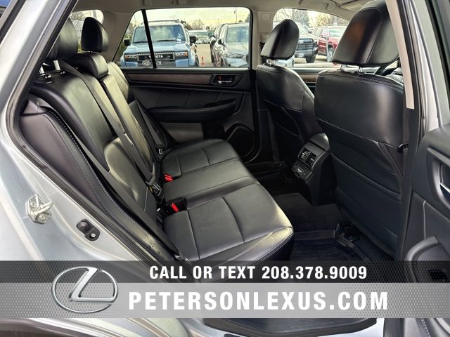 Used 2018 Subaru Outback 2.5i Limited image 18