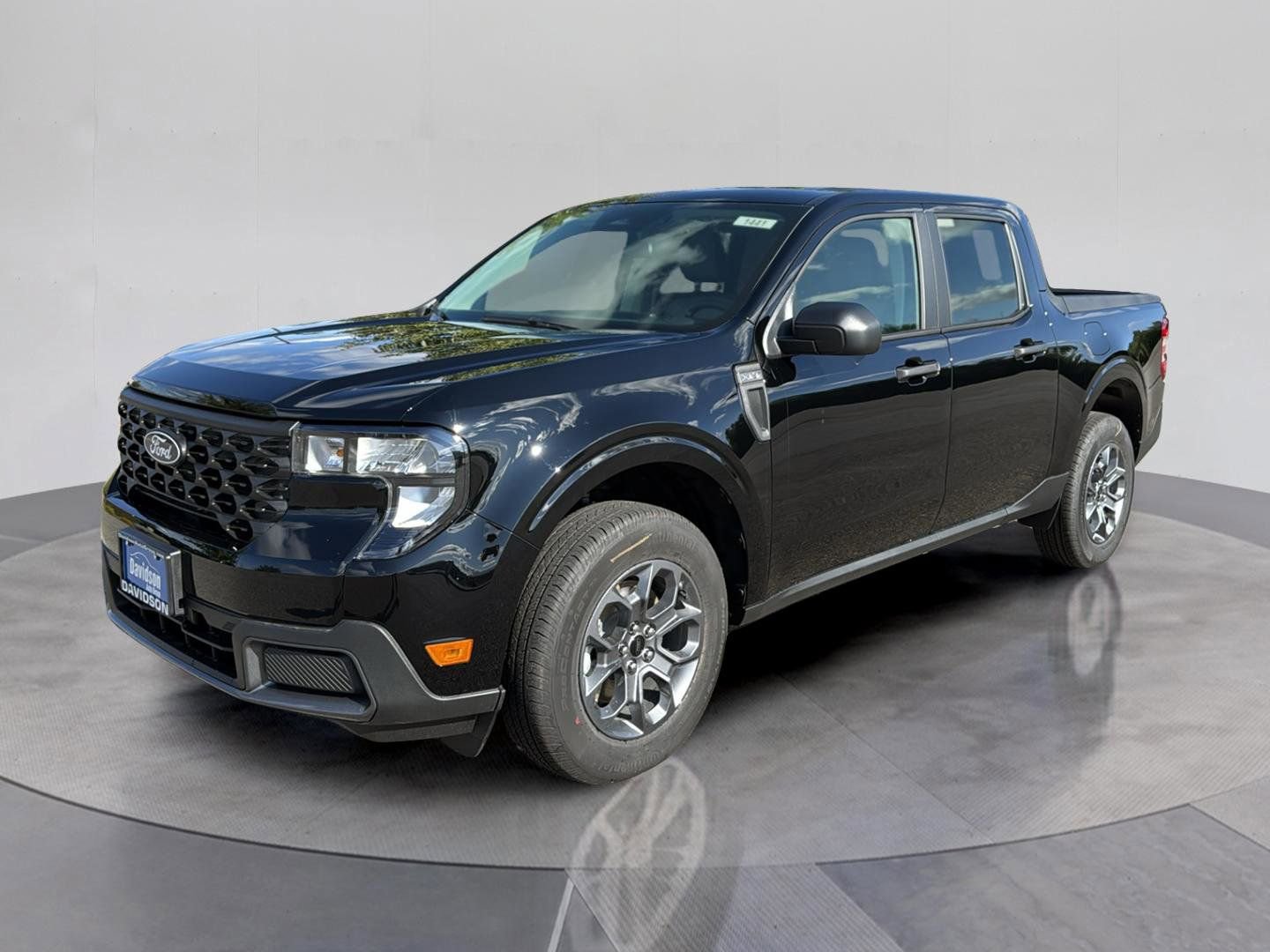 New 2025 Ford Maverick XLT image 1
