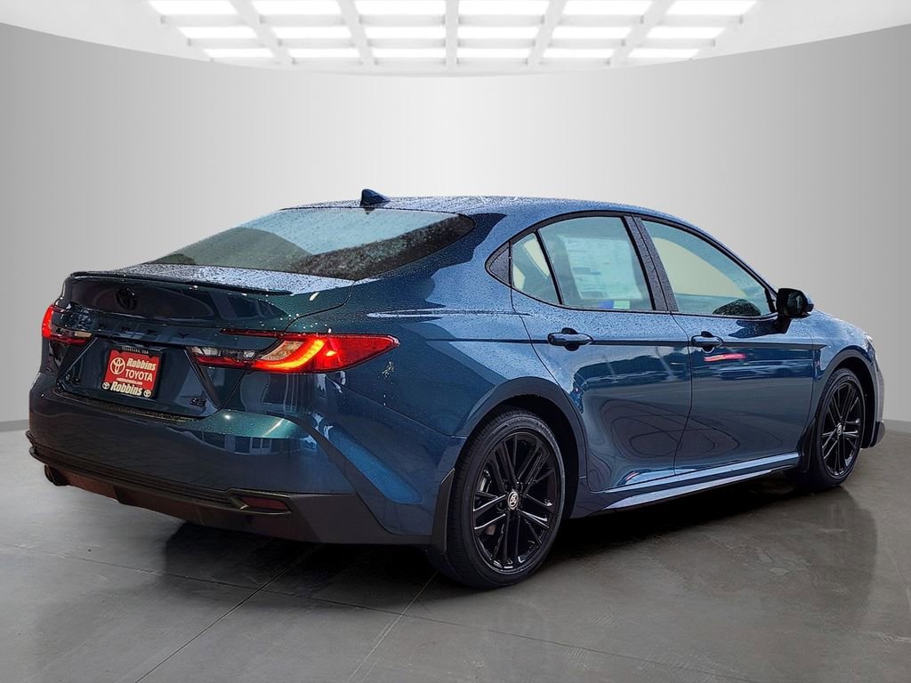 New 2026 Toyota Camry SE FWD image 3