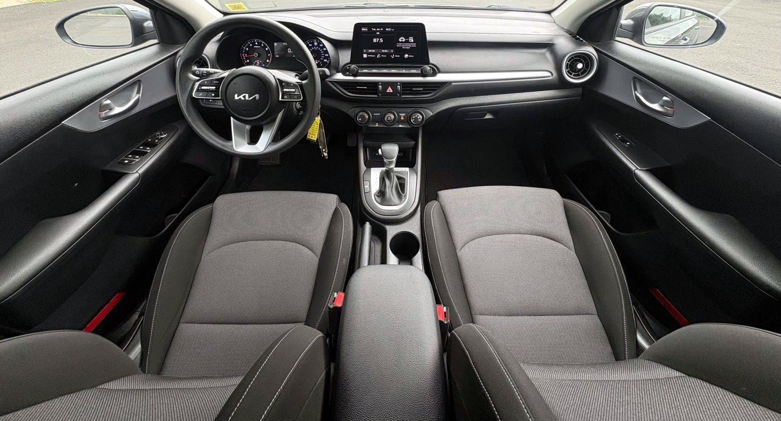 Certified 2023 Kia Forte LXS w/ LXS Technology Package FWD image 19