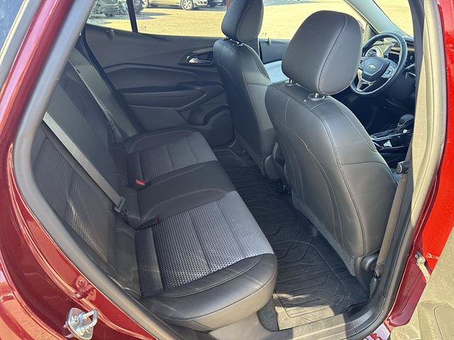 Certified 2024 Chevrolet Trax LT w/ Driver Confidence Package FWD image 49