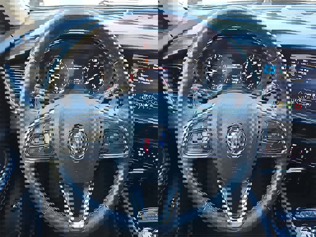 Used 2021 Buick Envision Preferred image 17