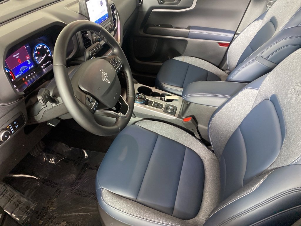 Used 2024 Ford Bronco Sport Outer Banks image 12