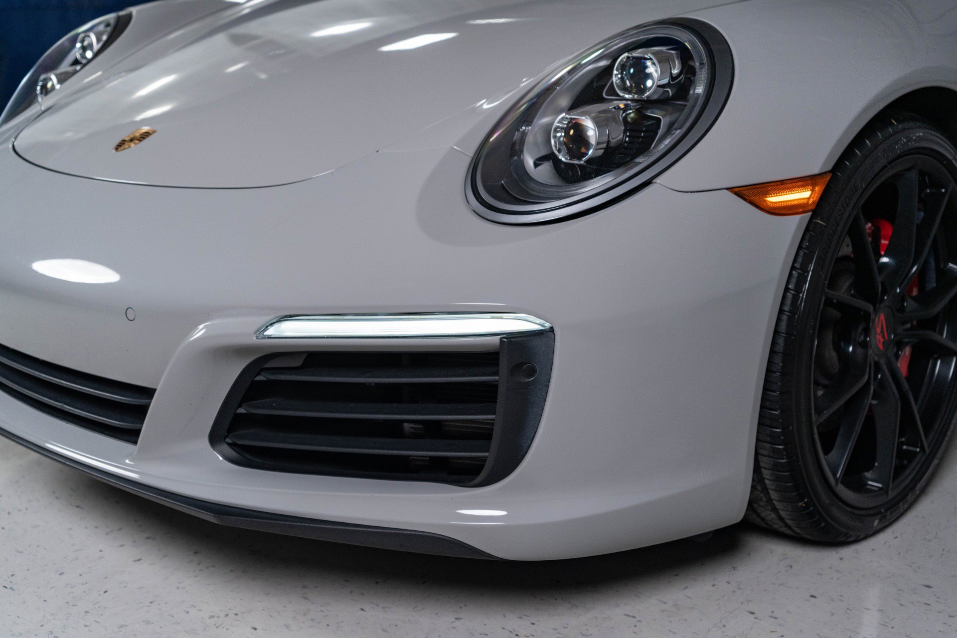 Used 2018 Porsche 911 Carrera 4S AWD/4WD image 21