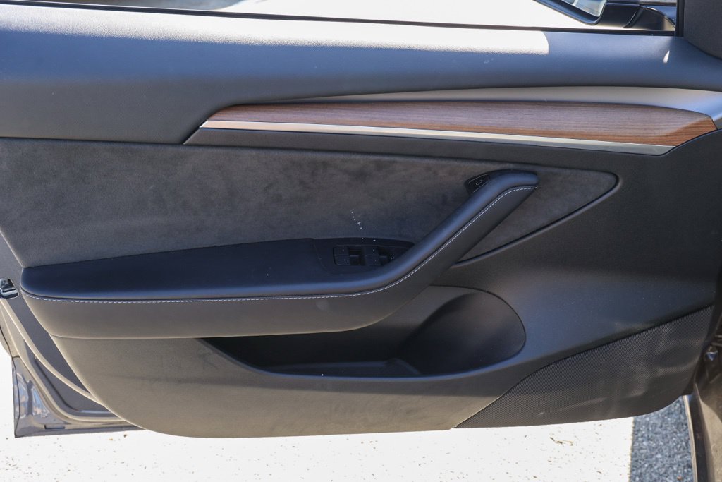Used 2023 Tesla Model 3 Standard Range RWD image 24
