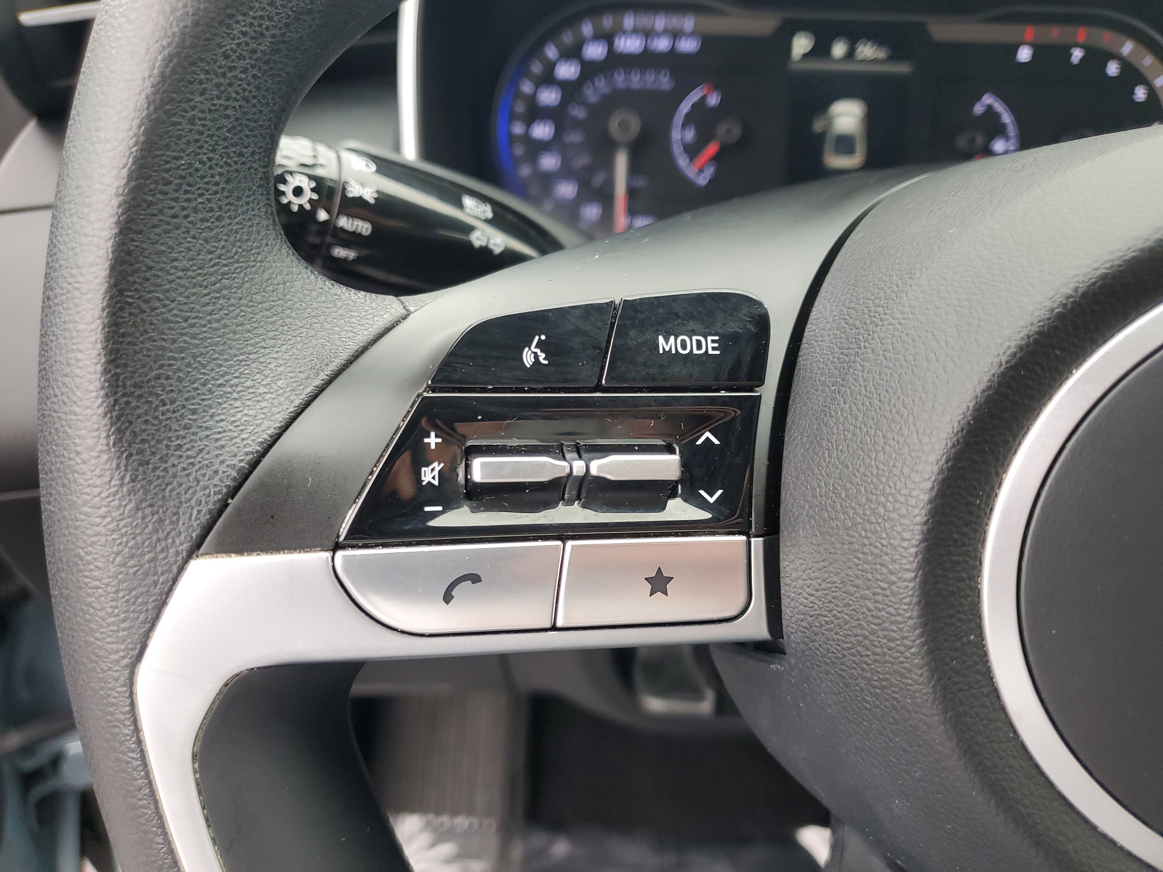 Used 2024 Hyundai Santa Cruz SEL image 25