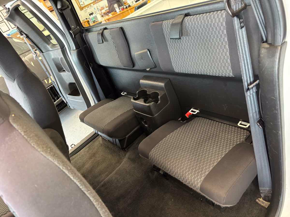Used 2012 Chevrolet Colorado W/T w/ Power Convenience Package RWD image 22