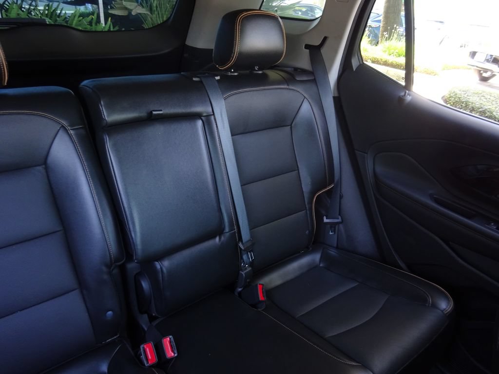 Certified 2023 GMC Terrain AT4 w/ Infotainment Package II AWD/4WD image 17