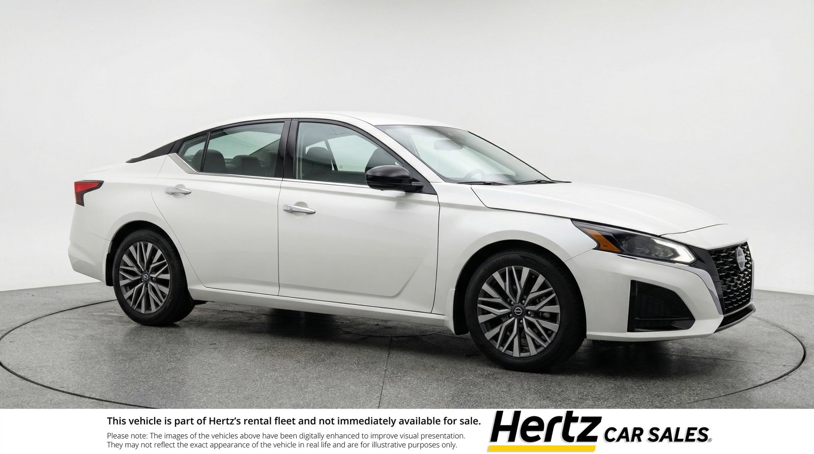 Used 2025 Nissan Altima 2.5 SV image 1