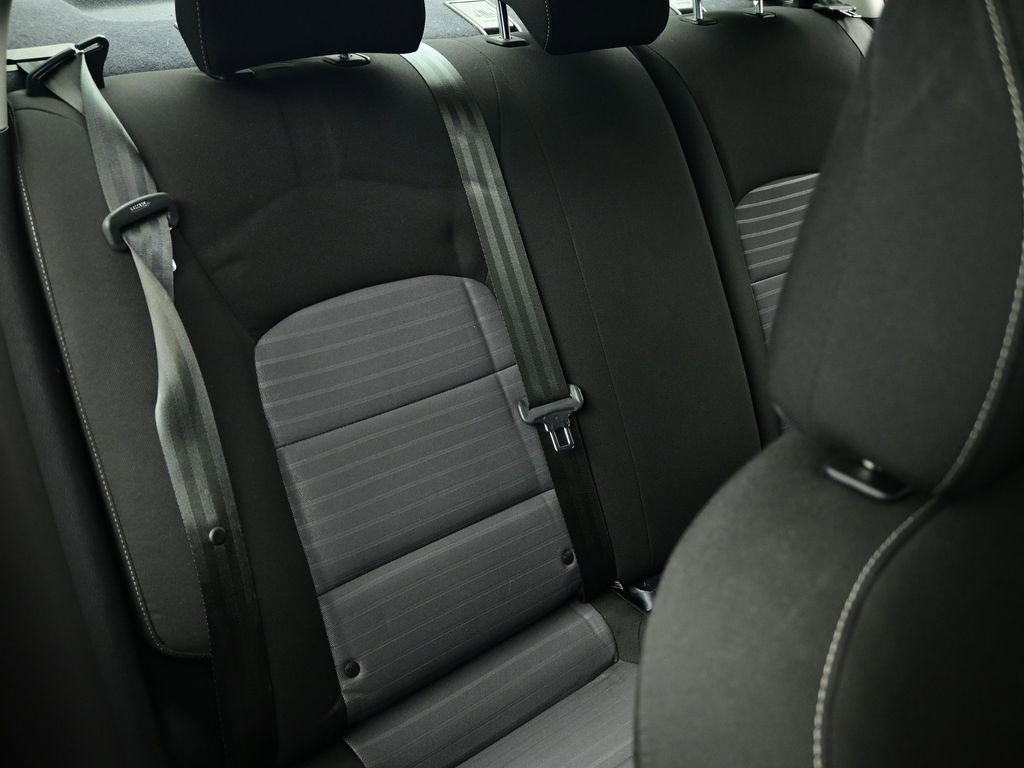 Used 2018 Kia Forte S image 31