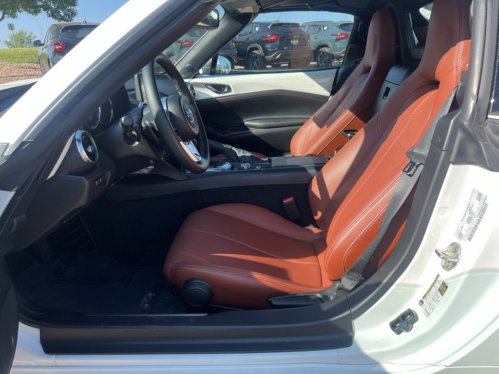 Used 2023 MAZDA MX-5 Miata Grand Touring RWD image 21