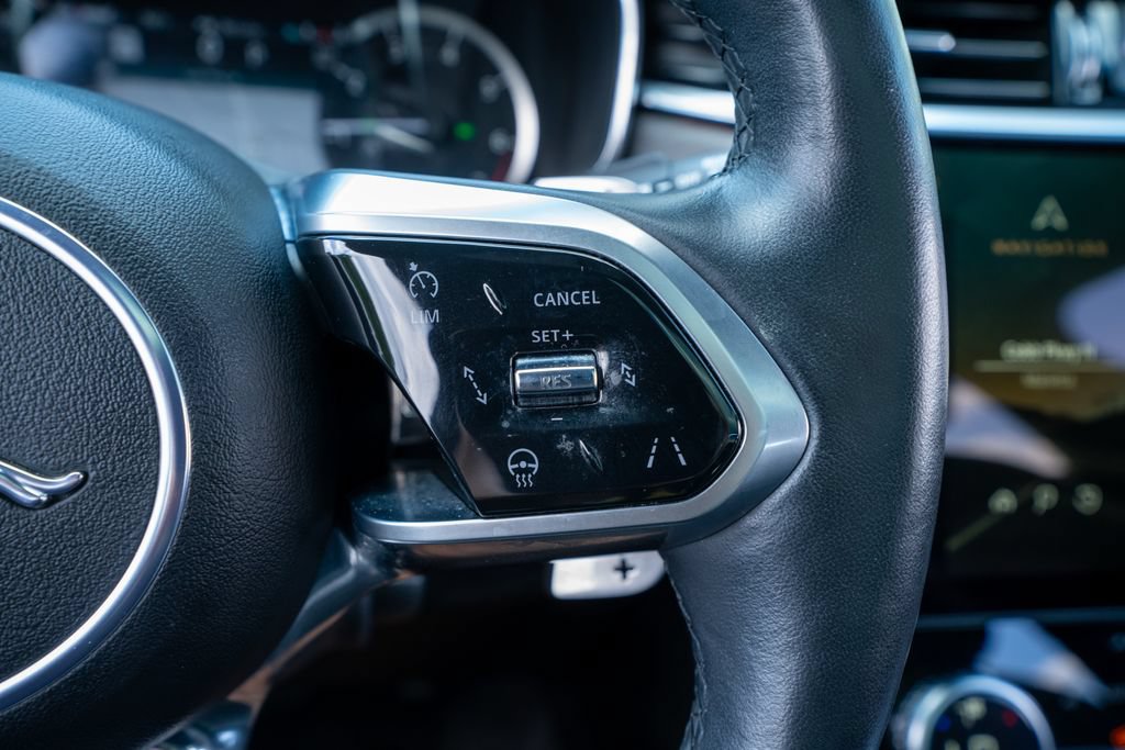 Used 2023 Jaguar F-PACE S AWD/4WD image 32
