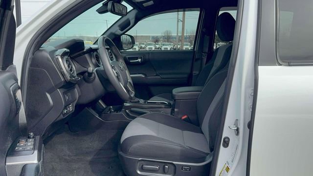 Used 2023 Toyota Tacoma TRD Sport image 15