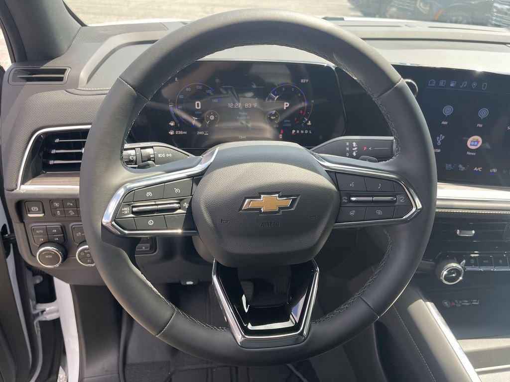 New 2026 Chevrolet Suburban Premier w/ Sun And Tow Package AWD/4WD image 14