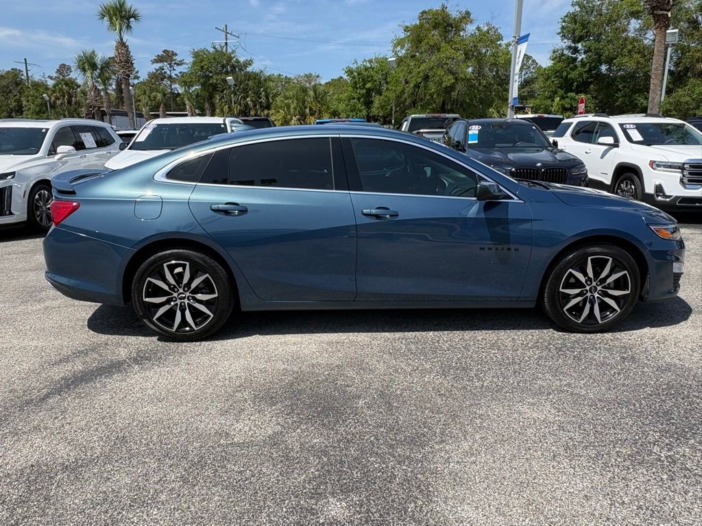 Used 2025 Chevrolet Malibu RS FWD image 7