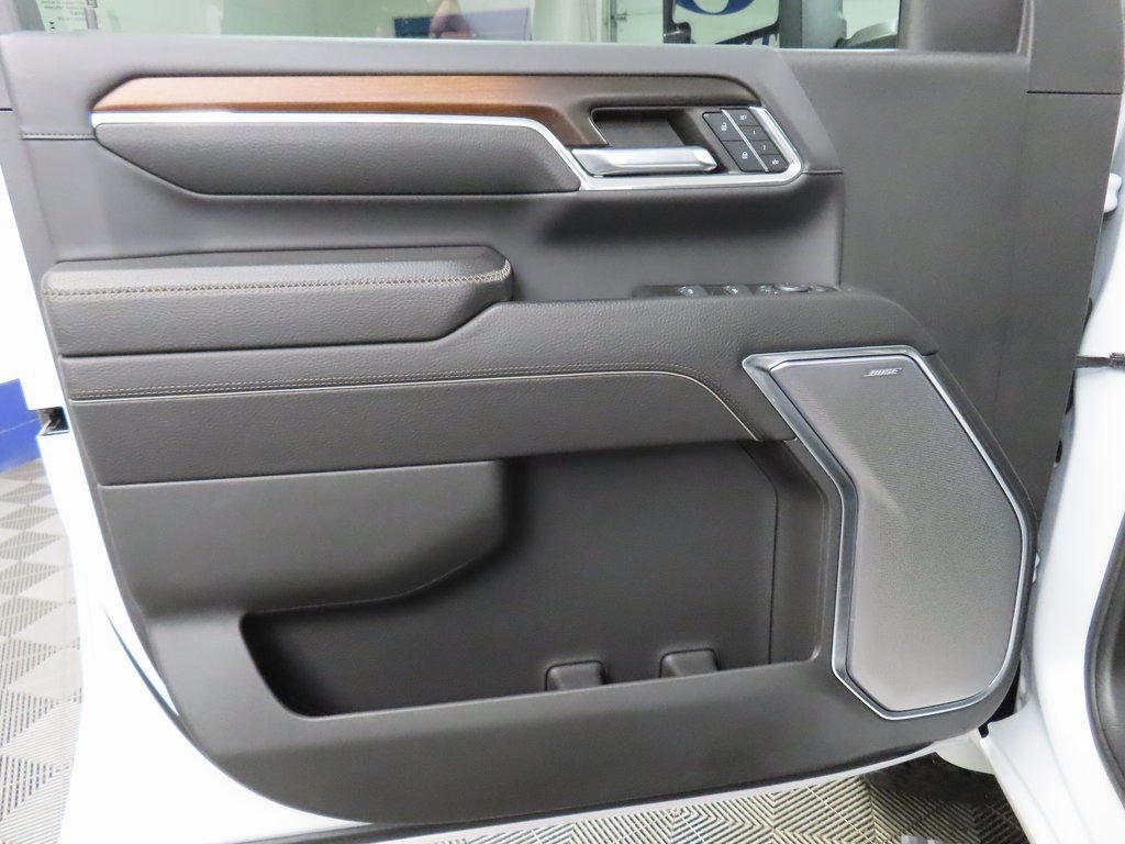 Used 2024 GMC Sierra 3500 Denali w/ Denali Reserve Package image 81