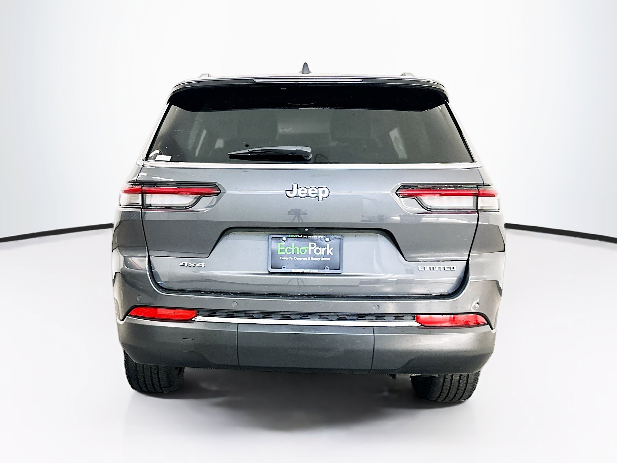 Used 2023 Jeep Grand Cherokee L Limited AWD/4WD image 7