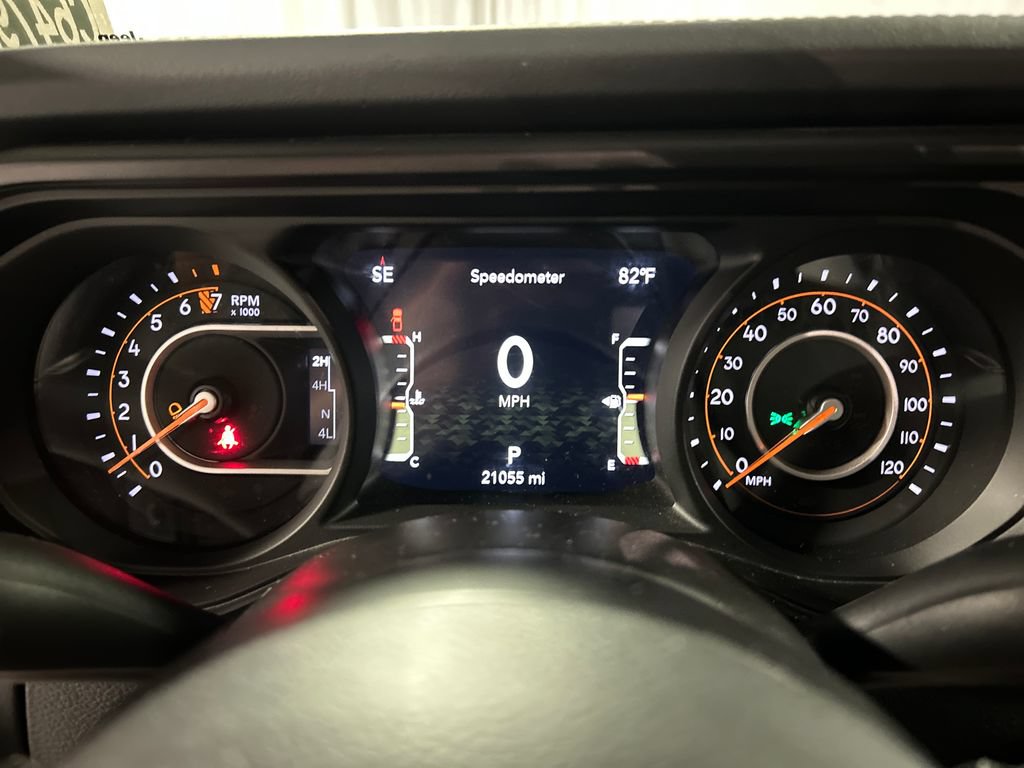 Used 2026 Jeep Gladiator Rubicon AWD/4WD image 15