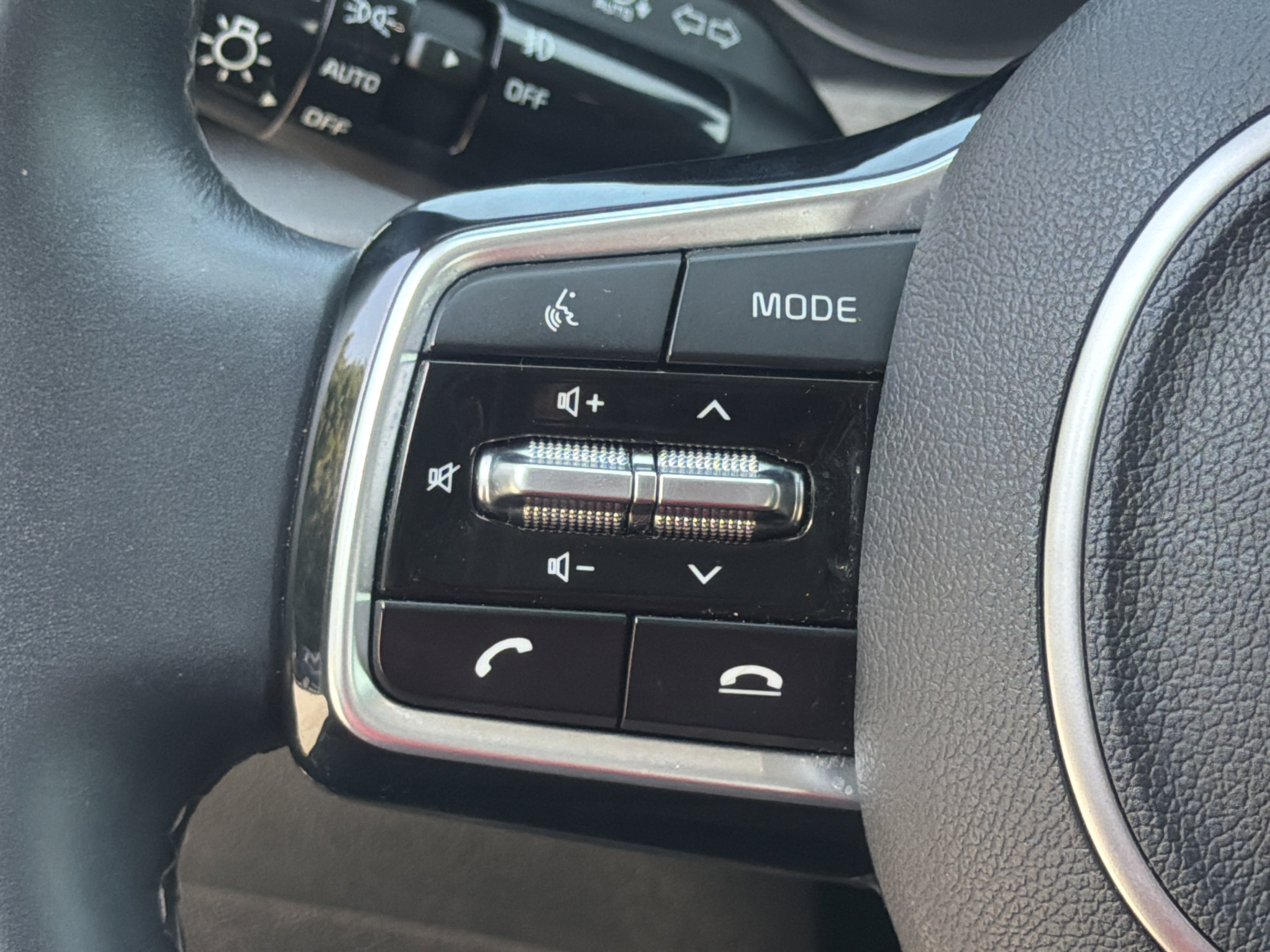 Certified 2023 Kia Sorento X-Line EX AWD/4WD image 17