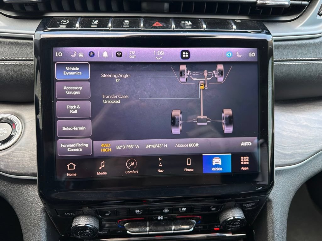 Certified 2023 Jeep Grand Cherokee Limited w/ Luxury Tech Group II AWD/4WD image 84