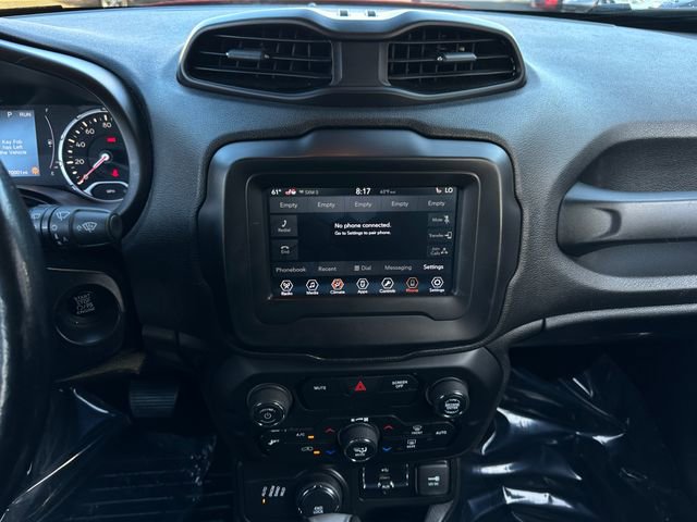 Used 2018 Jeep Renegade Altitude image 19