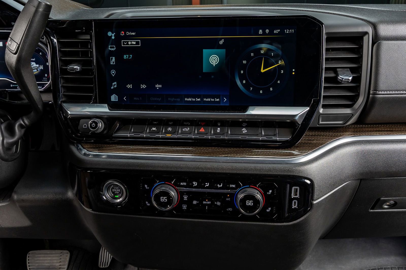 Used 2023 Chevrolet Silverado 1500 RST image 24