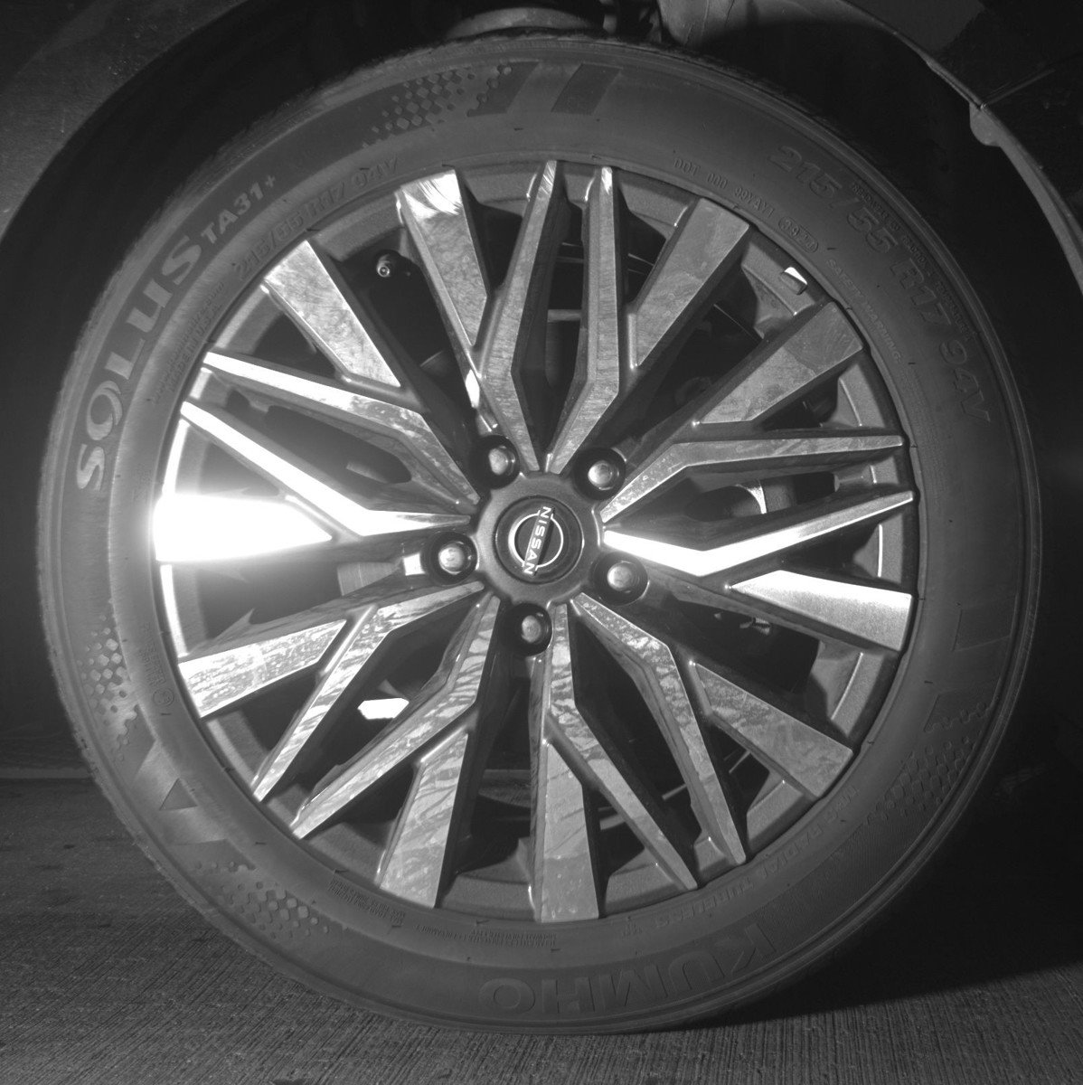 Used 2025 Nissan Altima 2.5 SV image 13